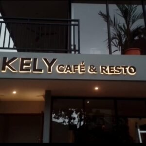 Jasa Neon Box Jabodetabek huruf timbul galvanis lampu bias kuning