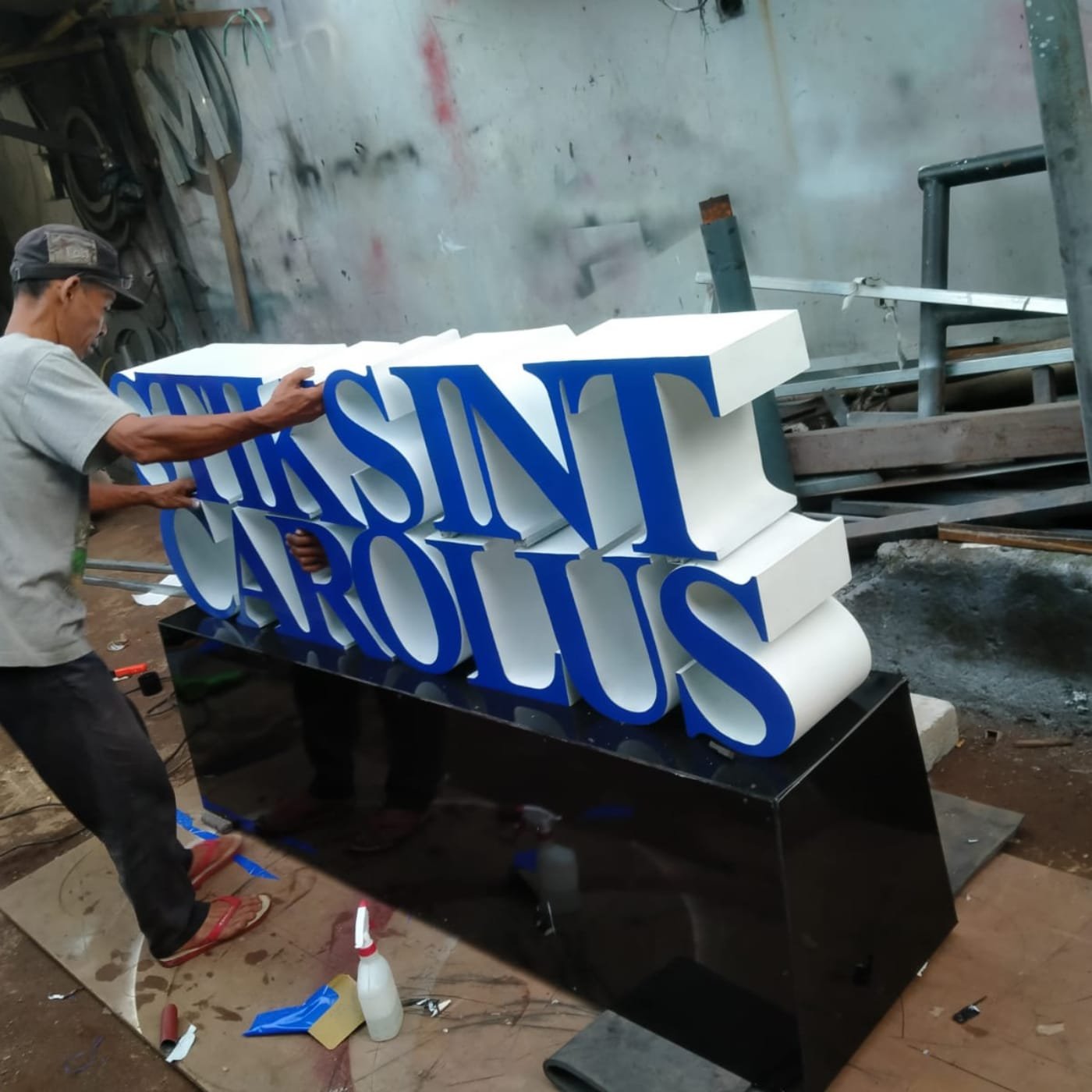 Jasa Neon Box Jabodetabek maitainance service neon box