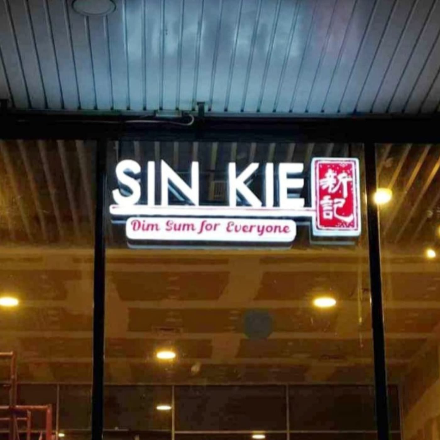 Portofolio sinkie huruf timbul full akrilik